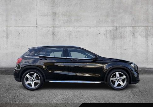 Mercedes-Benz GLA 200, 2018 3