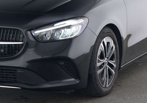 Mercedes-Benz B 200, 2024