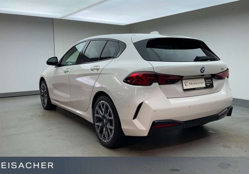BMW 120, 2025