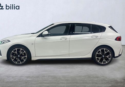 BMW 120, 2025