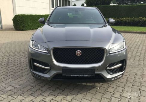 Jaguar F-Pace, 2017