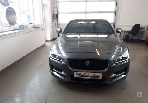 Jaguar XE, 2019