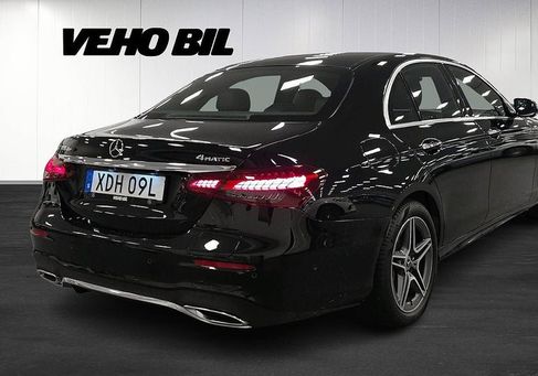 Mercedes-Benz E 300, 2022