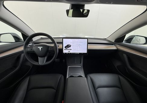 Tesla Model 3, 2023 3