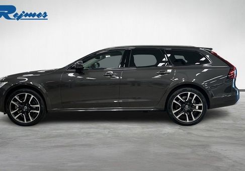 Volvo V90 Cross Country, 2024