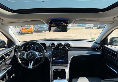 Mercedes-Benz C 220, 2023