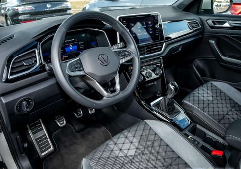 Volkswagen T-Roc, 2024