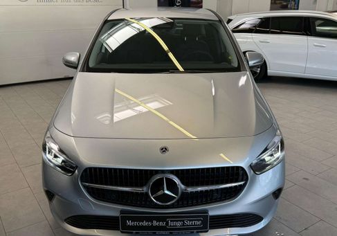 Mercedes-Benz B 200, 2025 2