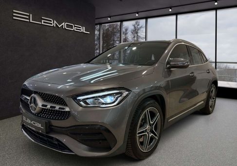 Mercedes-Benz GLA 200, 2021