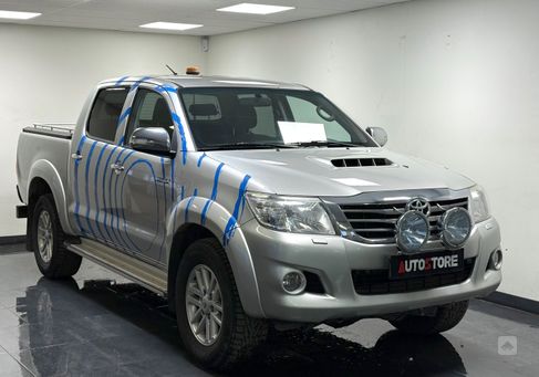 Toyota Hilux, 2012