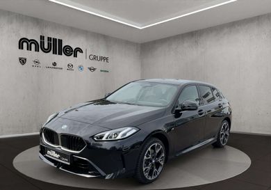 BMW 118, 2025