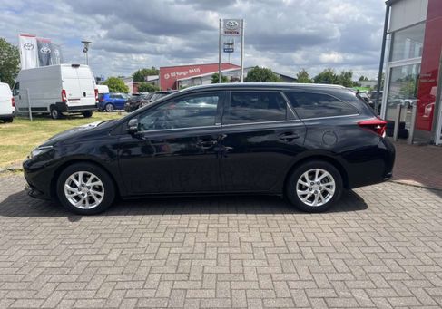 Toyota Auris, 2017