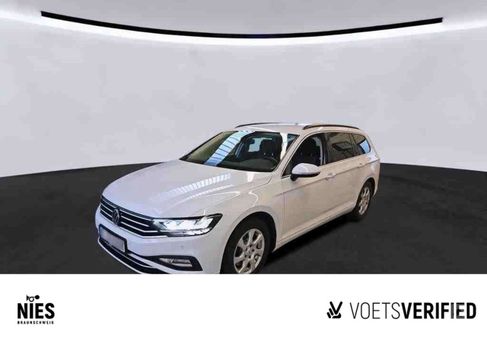 Volkswagen Passat Variant, 2022