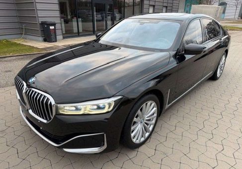 BMW 750, 2019