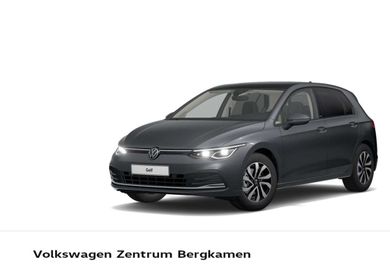 Volkswagen Golf, 2022