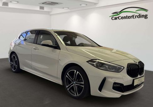 BMW 118, 2024