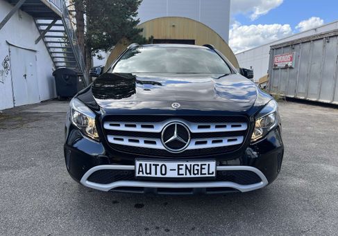 Mercedes-Benz GLA 180, 2018 3