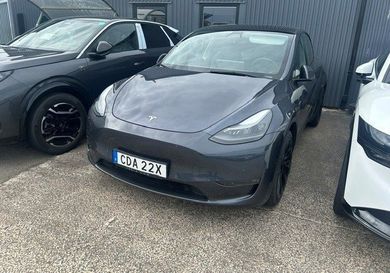 Tesla Model Y, 2021