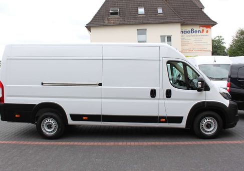 Peugeot Boxer, 2025