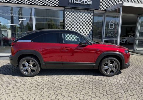 Mazda MX-30, 2022 3
