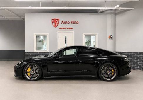 Porsche Taycan, 2020
