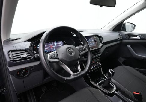 Volkswagen T-Cross, 2020