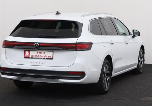 Volkswagen Passat, 2024