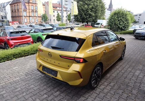 Opel Astra, 2025