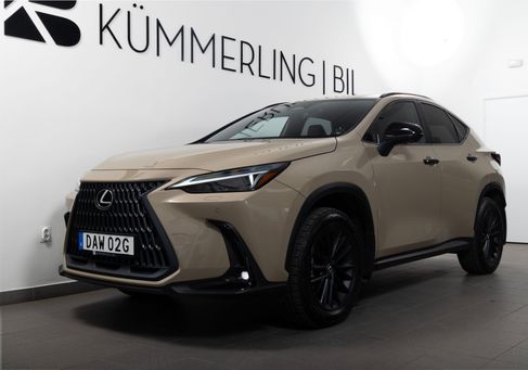Lexus NX, 2025