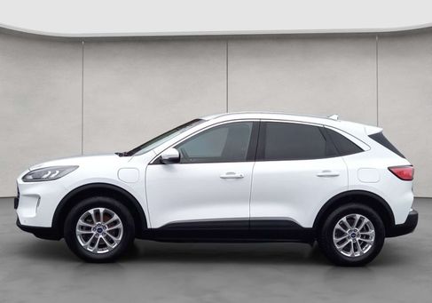 Ford Kuga, 2022