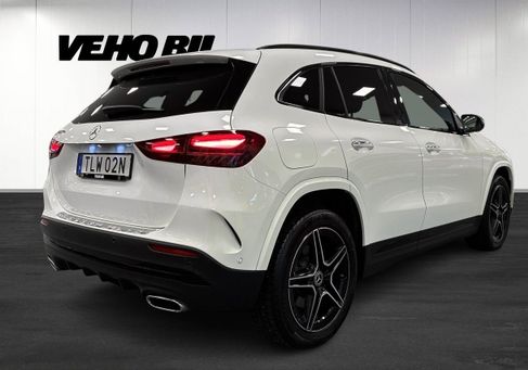 Mercedes-Benz GLA 250, 2024 3