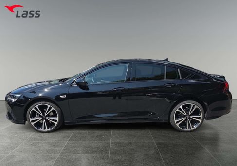 Opel Insignia, 2022 3
