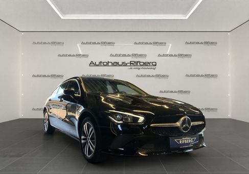 Mercedes-Benz CLA 250, 2022