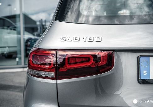 Mercedes-Benz GLB 180, 2021