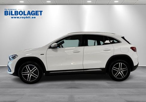 Mercedes-Benz GLA 250, 2021