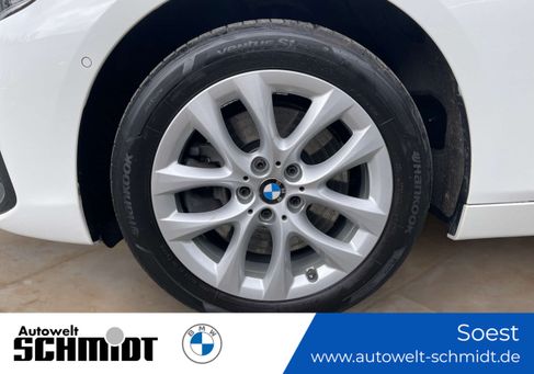 BMW 225, 2020