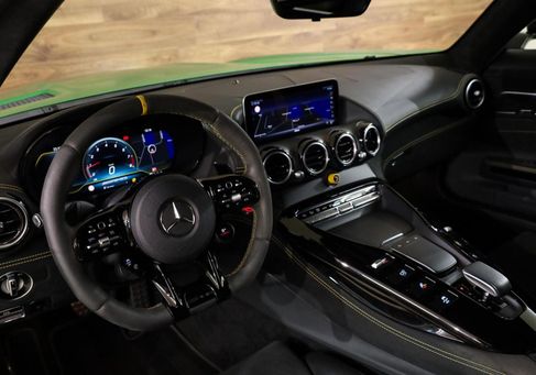 Mercedes-Benz AMG GT, 2021 3