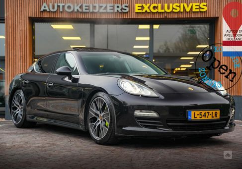 Porsche Panamera, 2012