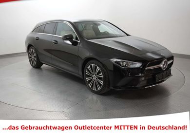 Mercedes-Benz CLA 200, 2022