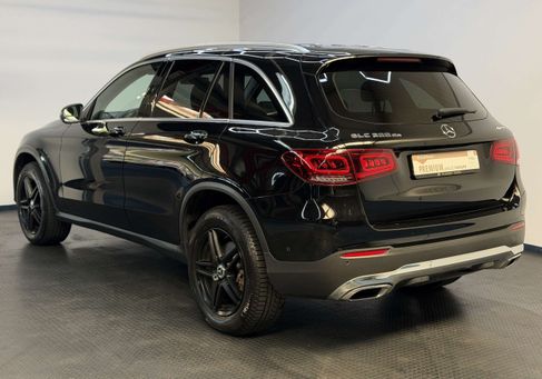Mercedes-Benz GLC 300, 2022