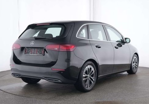 Mercedes-Benz B 200, 2024