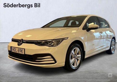 Volkswagen Golf, 2022