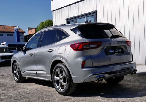Ford Kuga, 2025
