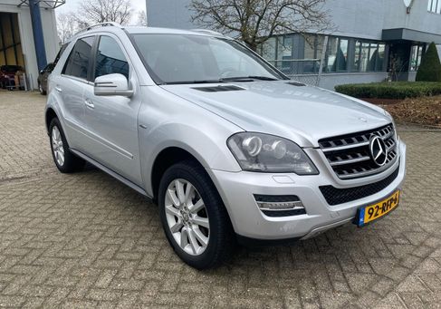 Mercedes-Benz ML 300, 2011