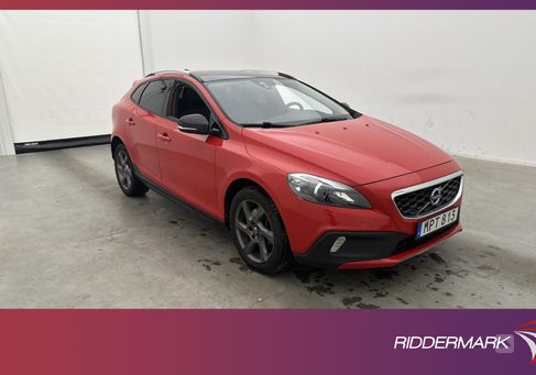 Volvo V40 Cross Country, 2015