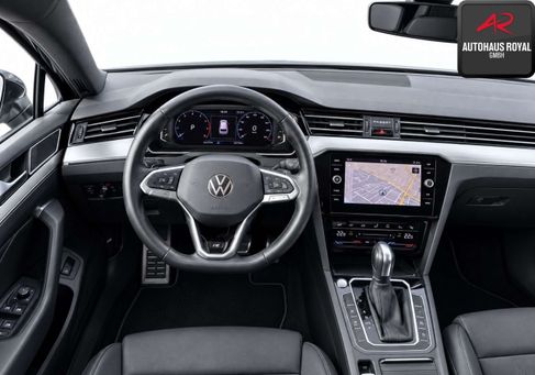 Volkswagen Passat, 2023 2