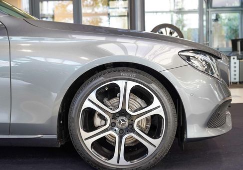 Mercedes-Benz E 200, 2018