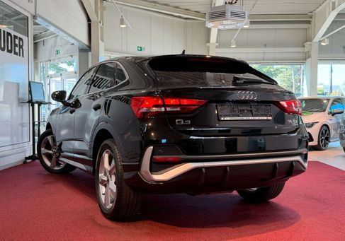Audi Q3, 2022
