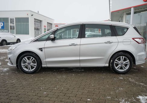 Ford S-Max, 2022
