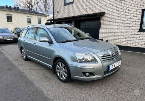 Toyota Avensis, 2008